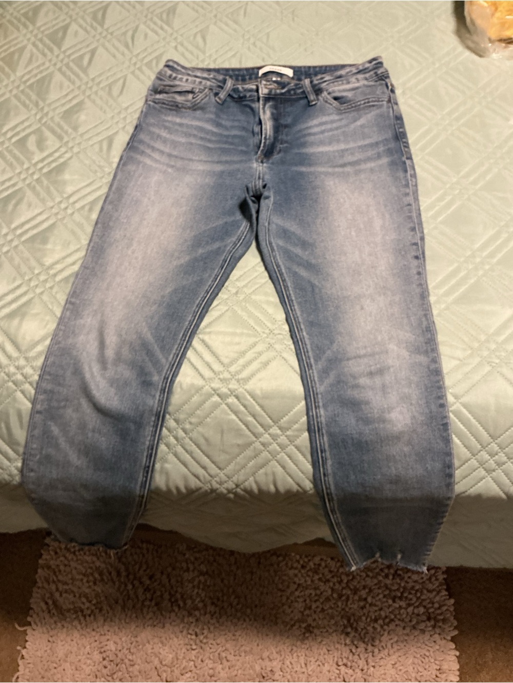 Light Blue Washed Cropped Jeans with Raw Hem
